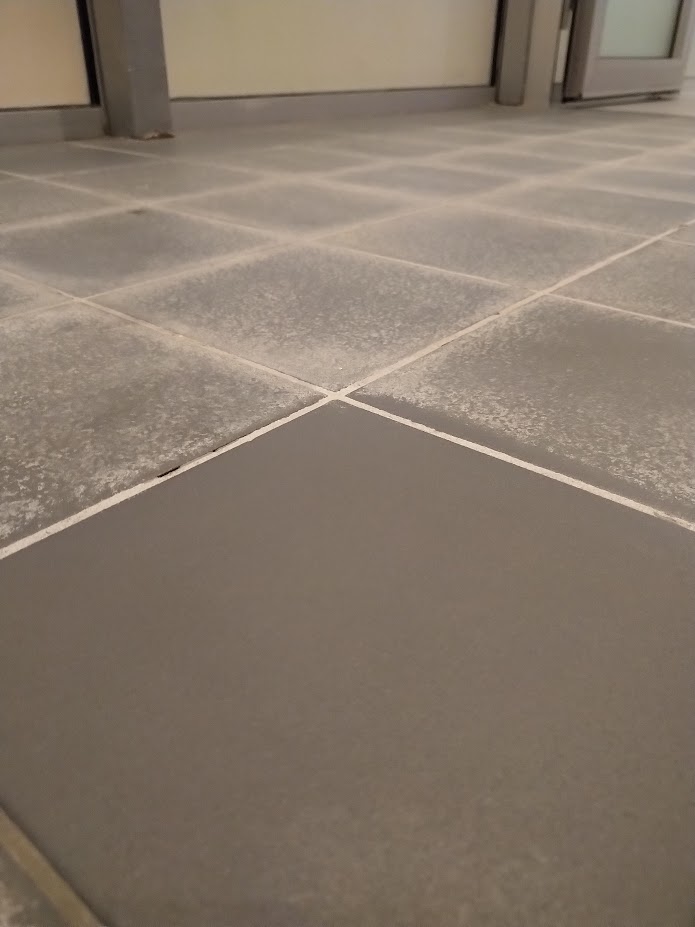 põrandate süvapesu ja vahatamine